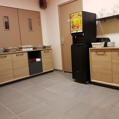 Nevers Hotel מראה חיצוני תמונה