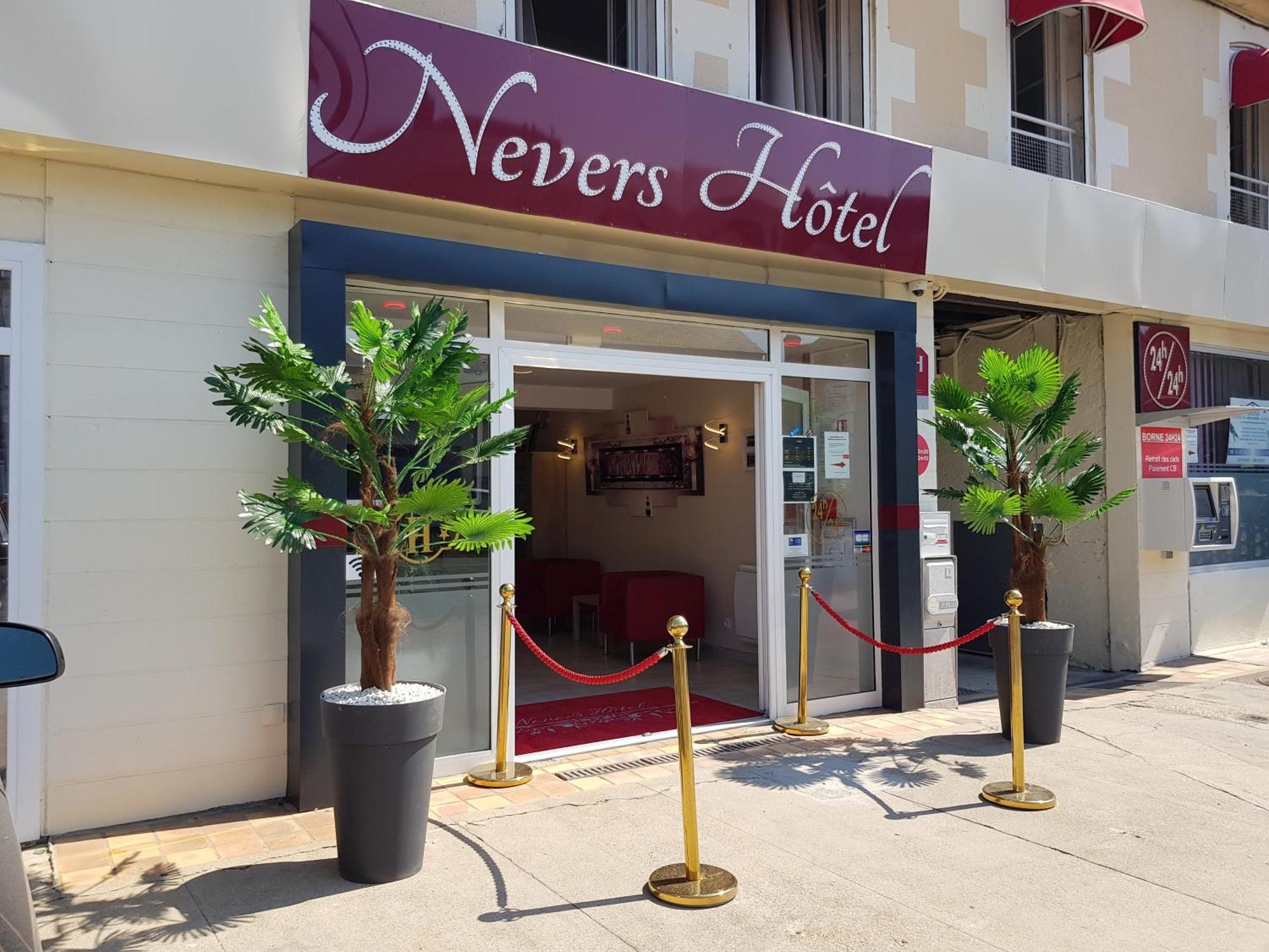 Nevers Hotel מראה חיצוני תמונה
