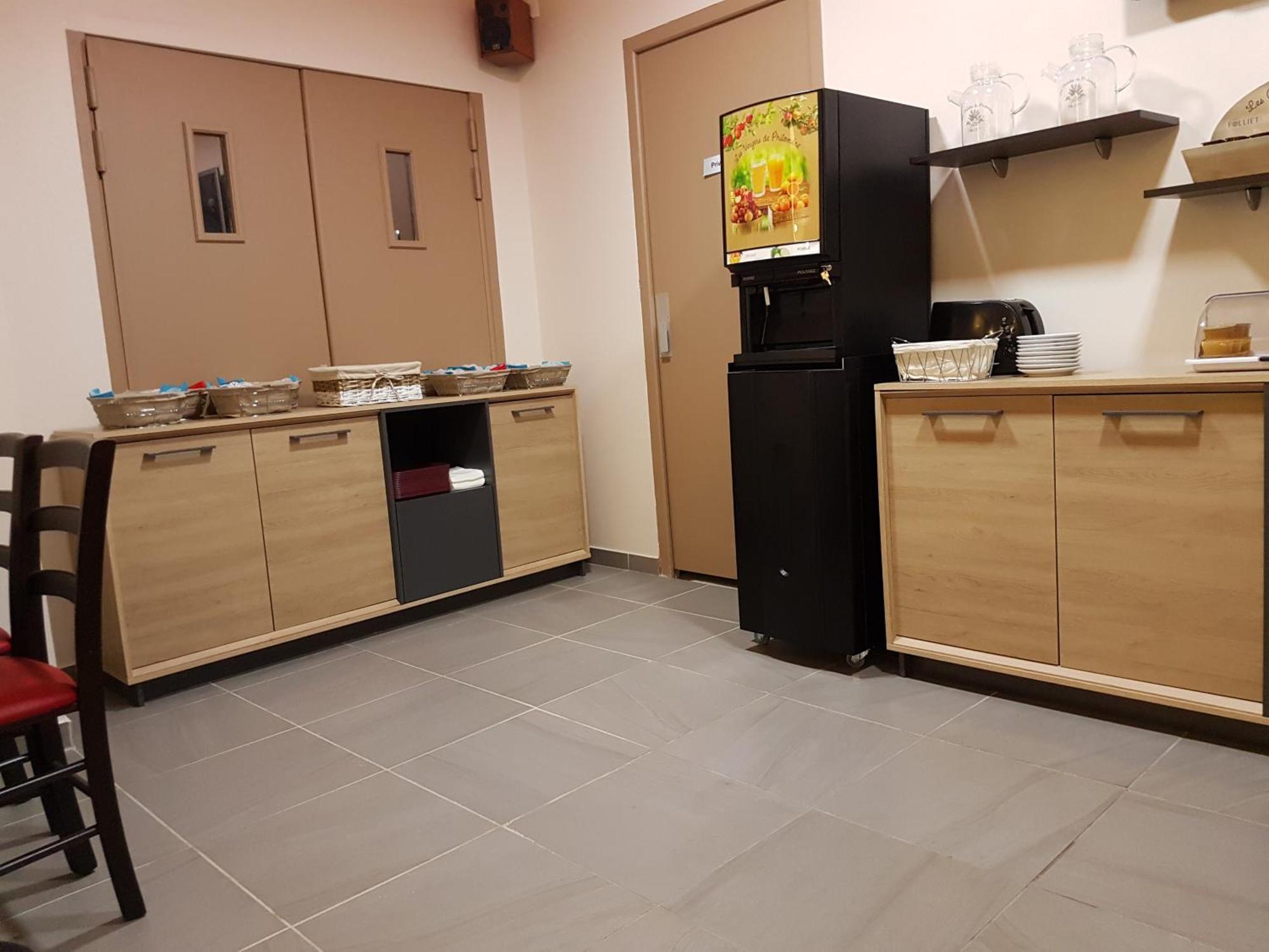 Nevers Hotel מראה חיצוני תמונה