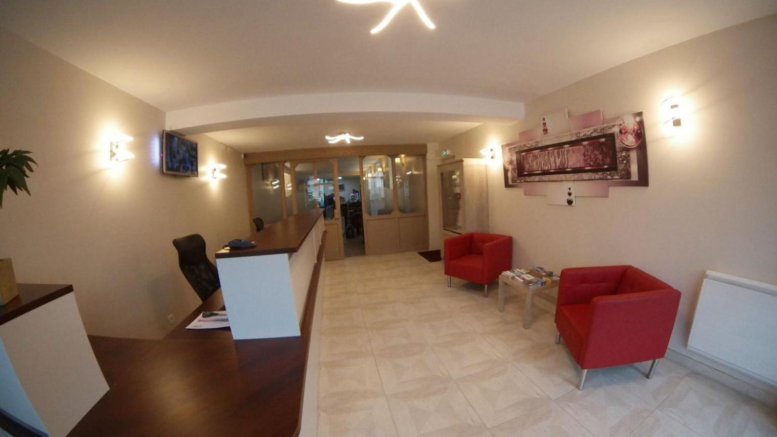 Nevers Hotel מראה חיצוני תמונה