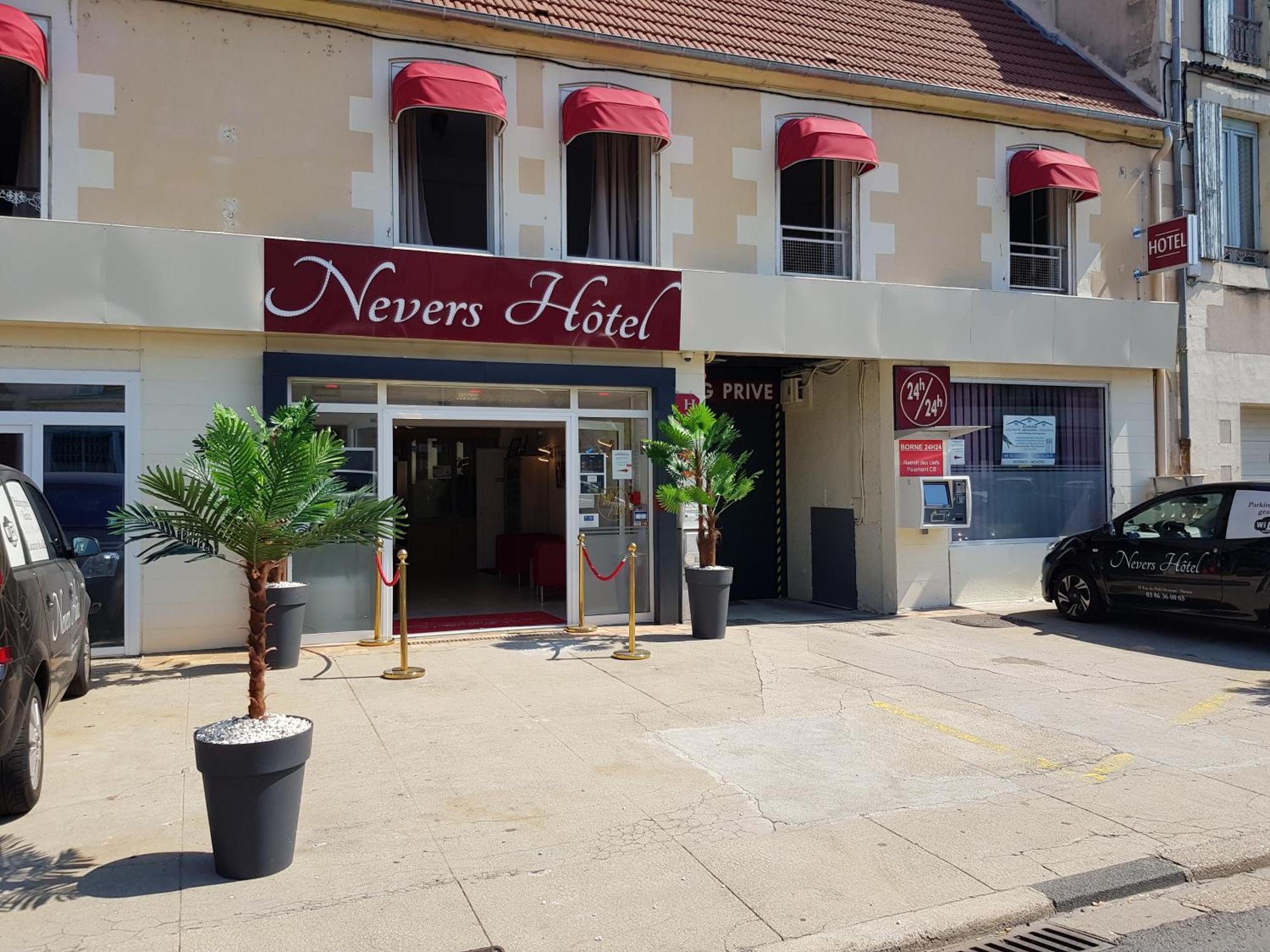 Nevers Hotel מראה חיצוני תמונה