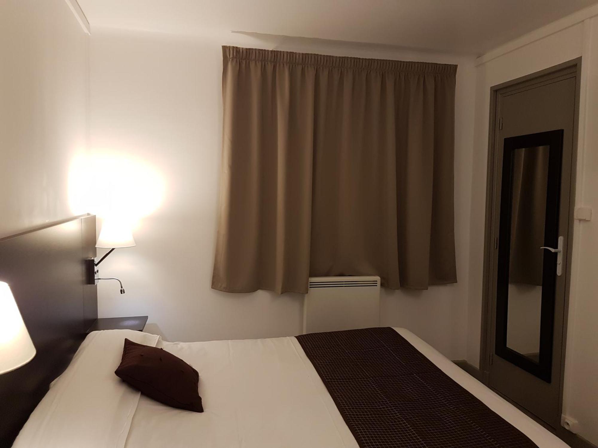 Nevers Hotel מראה חיצוני תמונה